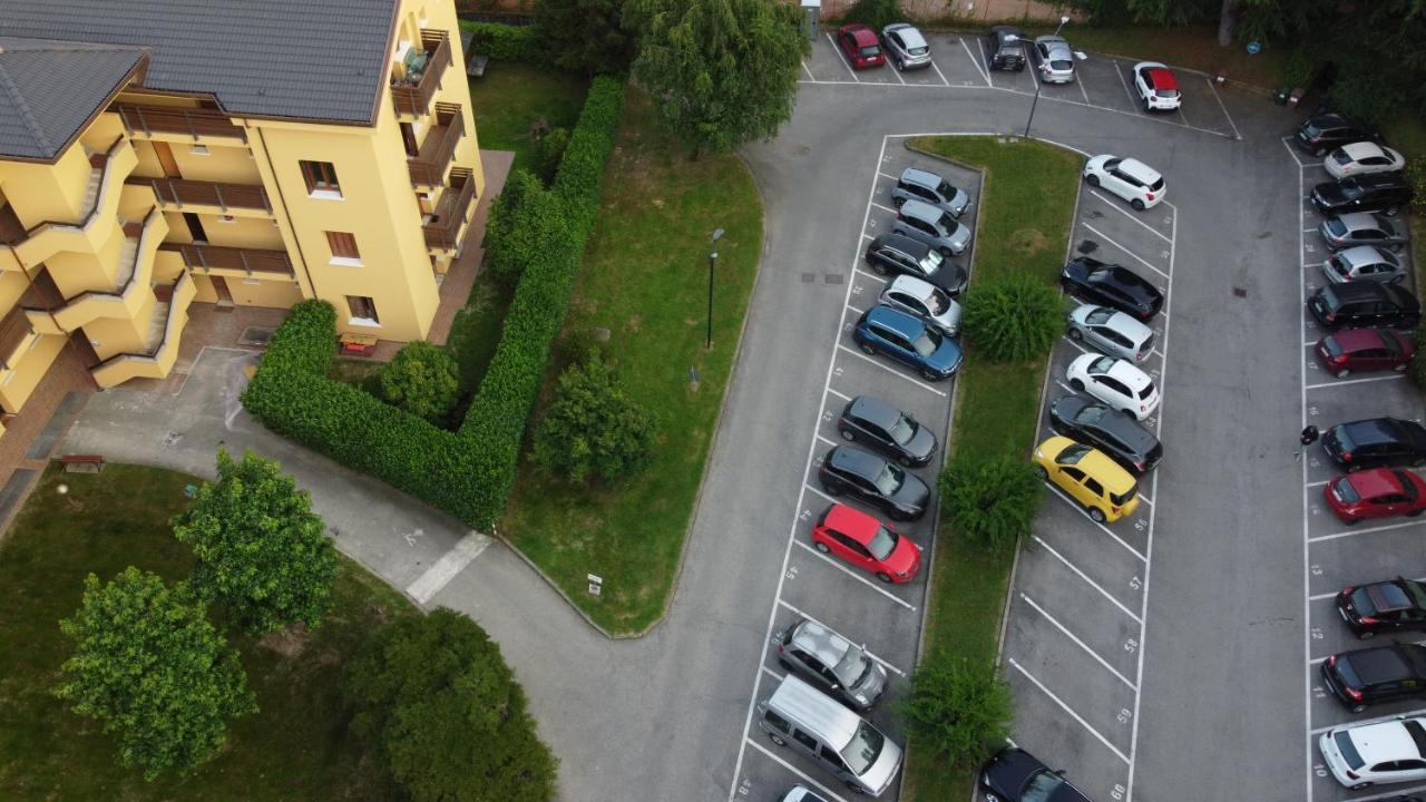 Como Lake Milano Dream Apartment Guanzate Exteriör bild